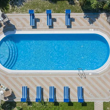 Amata Villa *
